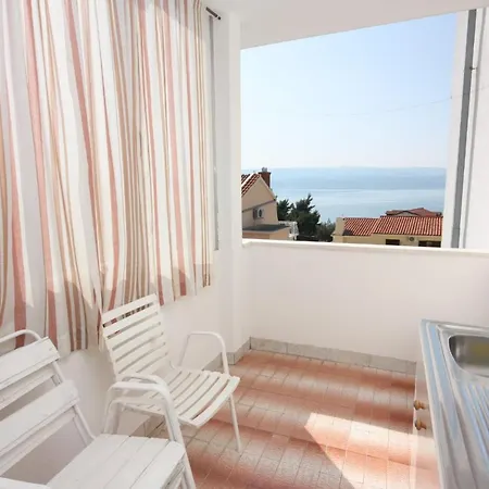 Апартаменты With A Parking Space Nemira, Omis - 6070 Tice
