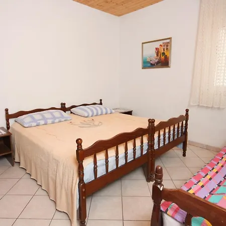 With A Parking Space Nemira, Omis - 6070 Апартаменты
