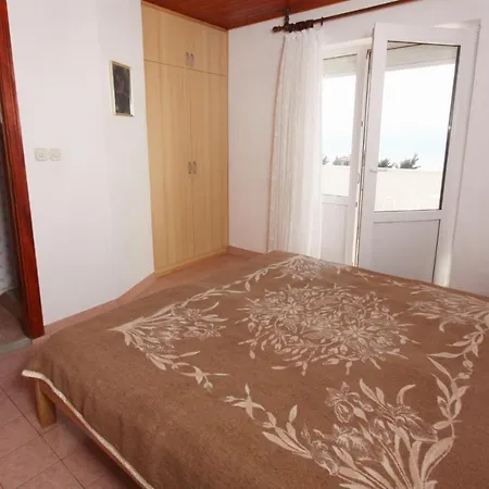 With A Parking Space Nemira, Omis - 6070 Апартаменты