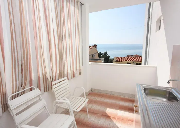 Apartament With A Parking Space Nemira, Omis - 6070 Tice