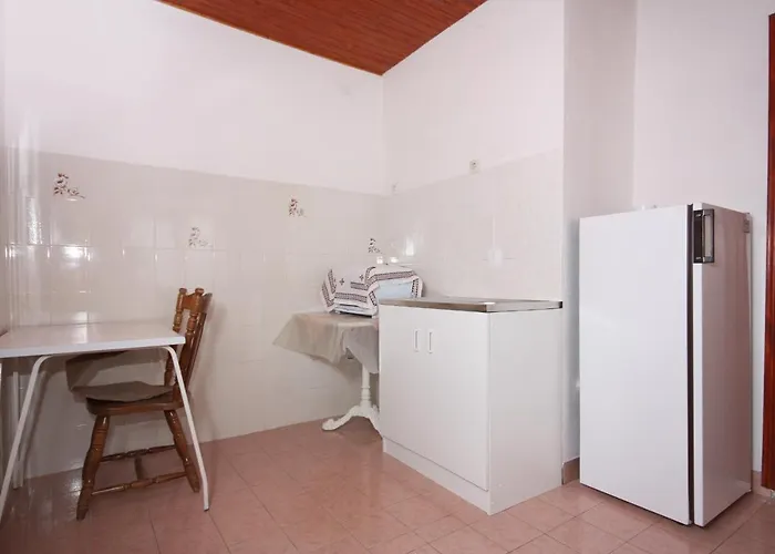 With A Parking Space Nemira, Omis - 6070 Apartament Tice