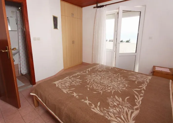 With A Parking Space Nemira, Omis - 6070 Apartament