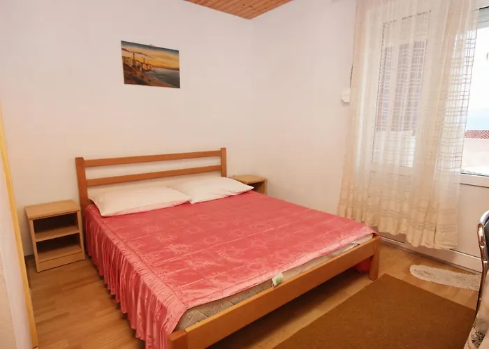 Apartament With A Parking Space Nemira, Omis - 6070 Tice